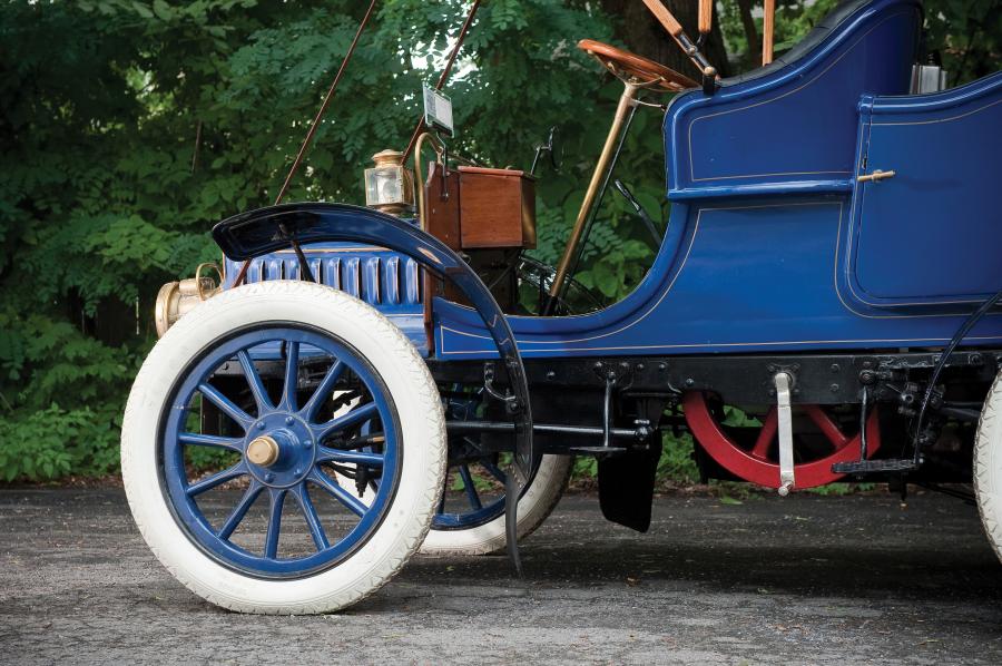 Cadillac Model F 4-Passenger Touring 1904 года  (фото 15 из 19)